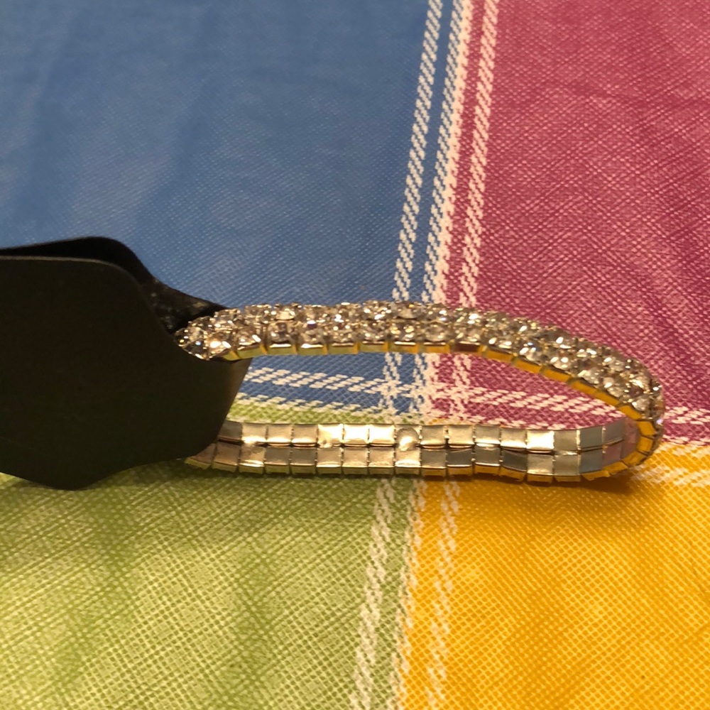 Rhinestone stretch bracelet
